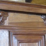 cabinet renaissance, détail avec têtes de putti