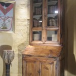 rare petit meuble de charme