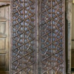 Portes de Palais du Rajasthan. Imposantes et richement ornées de motifs géometriques