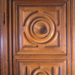 Armoire à disques: détail des moulures