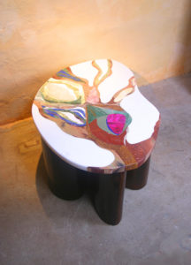 table basse "Minérale" création Samarkande 2019 Inspirée du monde minéral aux couleurs puissantes